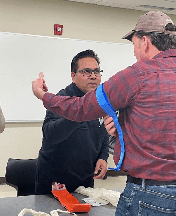 Members from WVAC Help Train Students in the Wilton CERT Basic Training Course on Disaster Medical Operations gallery image 2