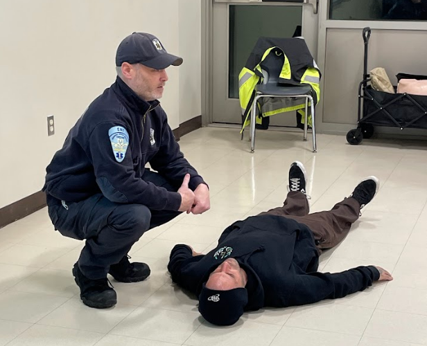 Members from WVAC Help Train Students in the Wilton CERT Basic Training Course on Disaster Medical Operations